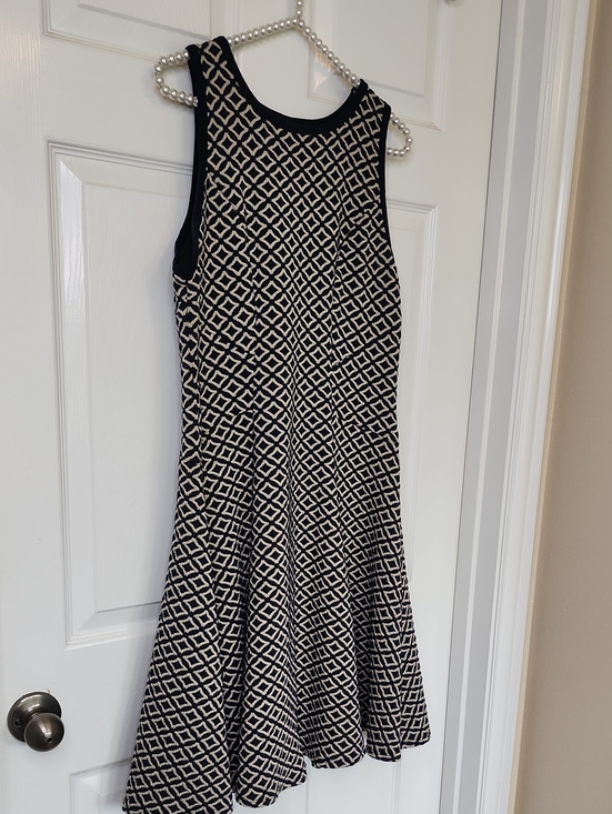 Karen Kane Dresses & Skirts - Karen Kane Womens Sleeveless Blue Cream Diamond Print Round Neck Dress Large